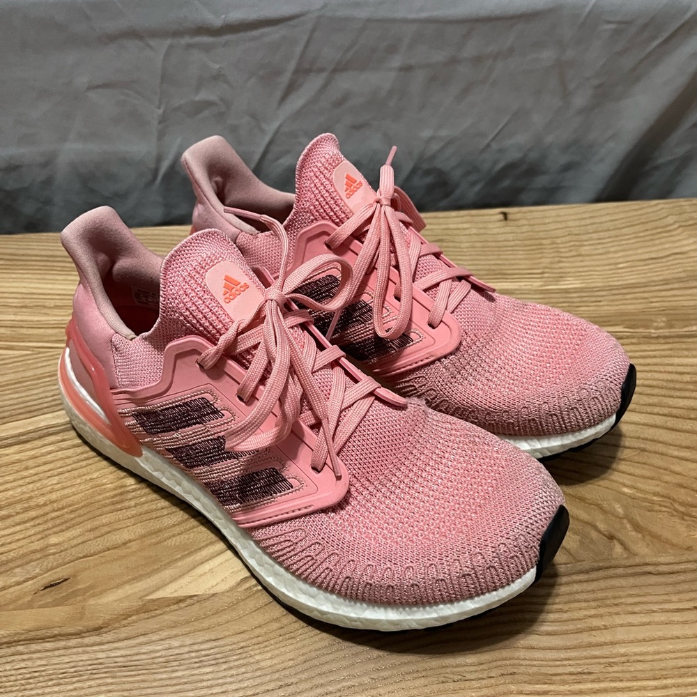 Women’s Adidas Ultraboost 21 size 9.5